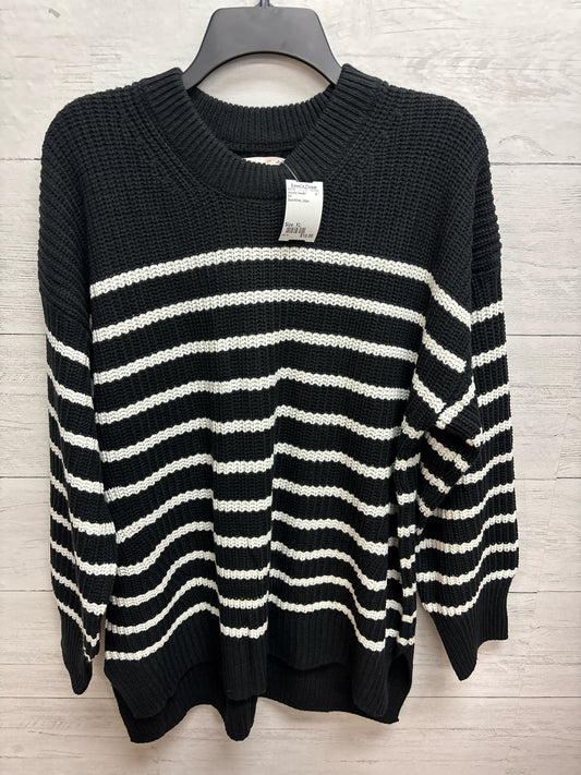 Size XL SO Black/White Womens Sweater