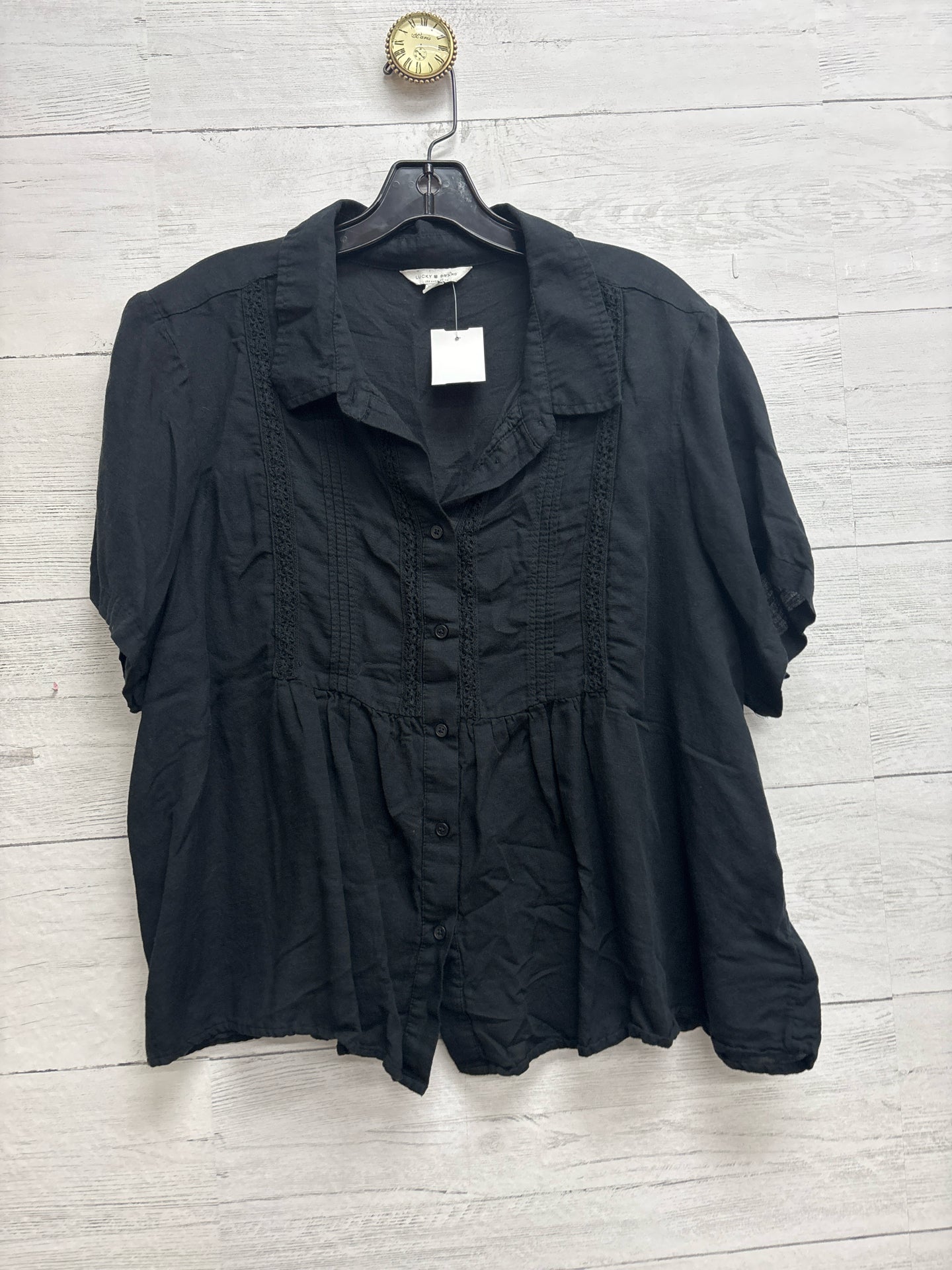 Size XL Lucky Black Shirt