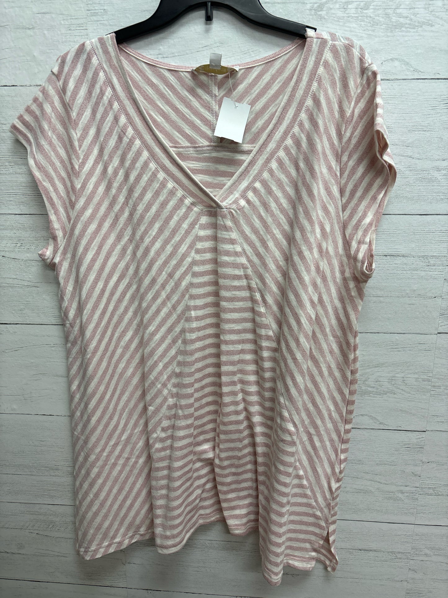 Size 3X Weekend Pink Shirt