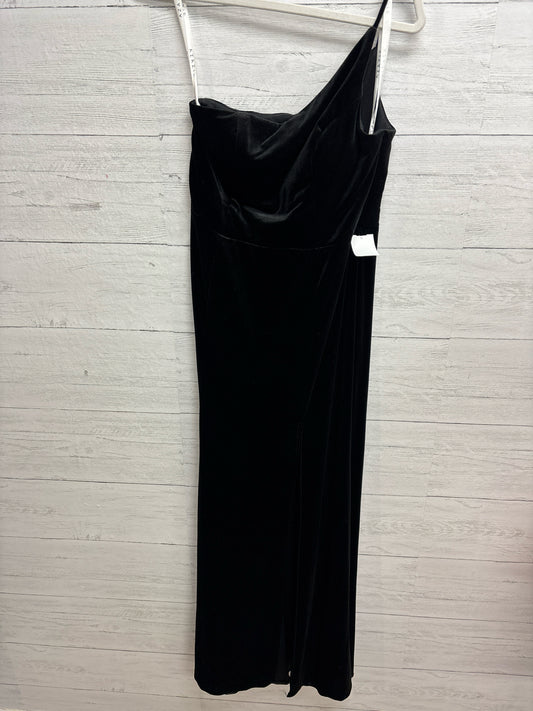 Size 8/10 AZAZIE Black Gown
