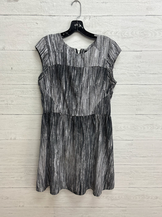 Size L Mossimo Supply Co. Grey Dress