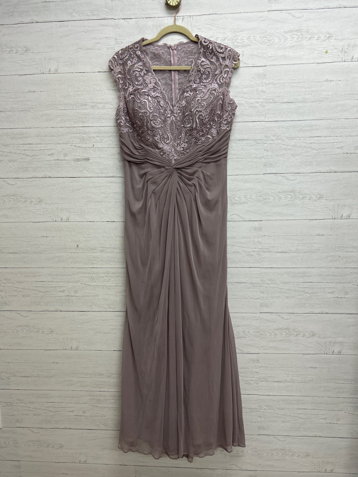 Size L AsPeed Lavender Gown