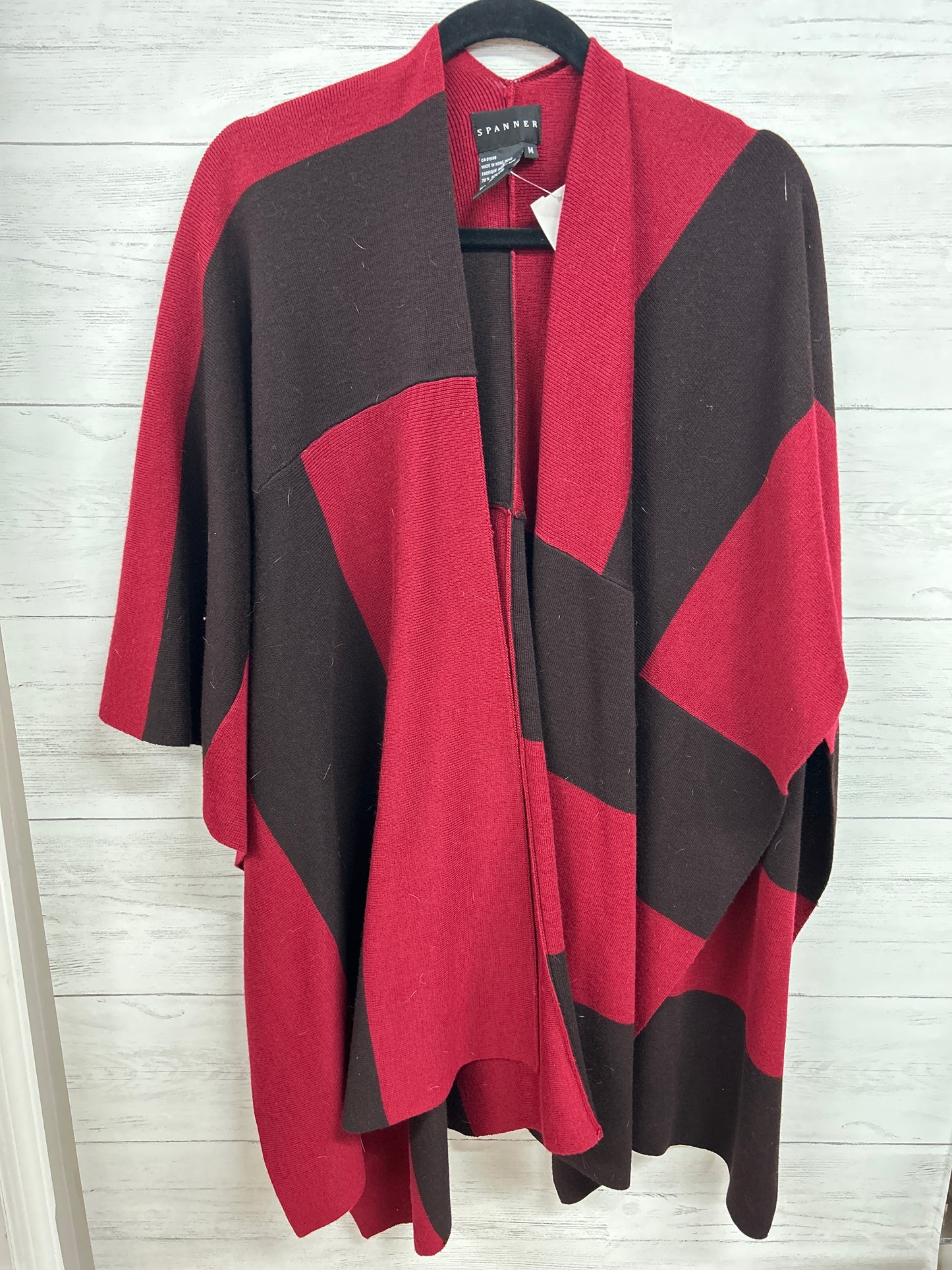 Size M Spanner red/brown SHAWL