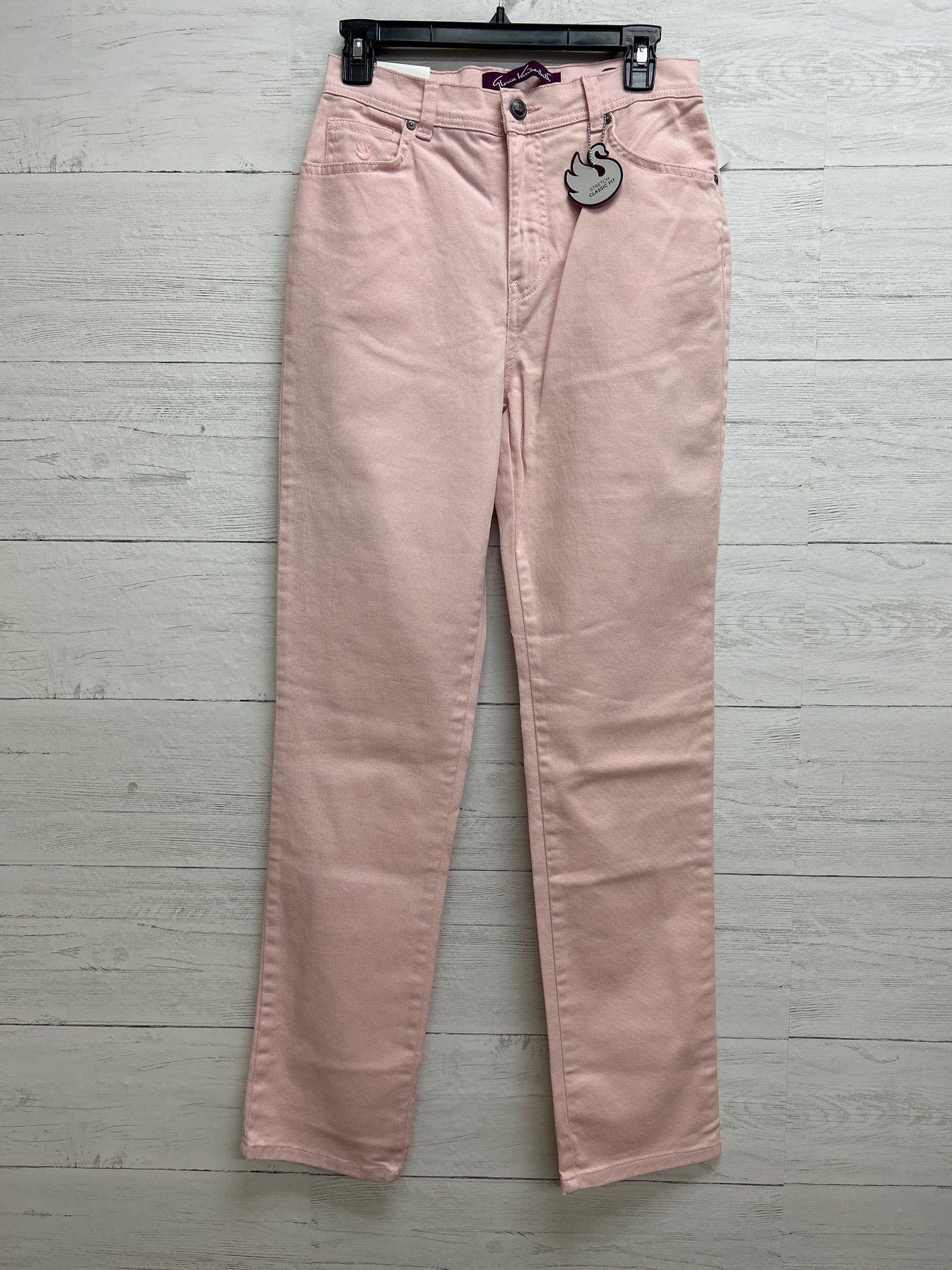 Size 6 Gloria Vanderbilt Pink Pants