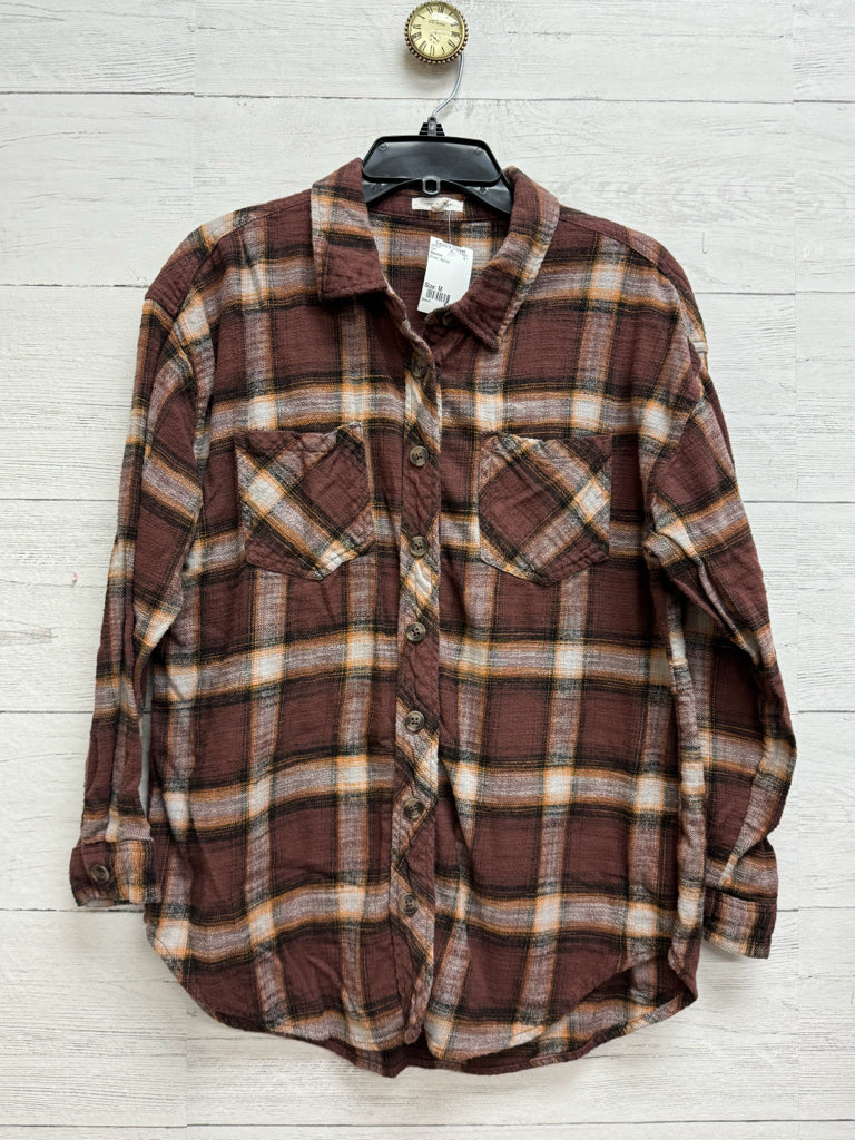 Size M Maurices Brown Shirt