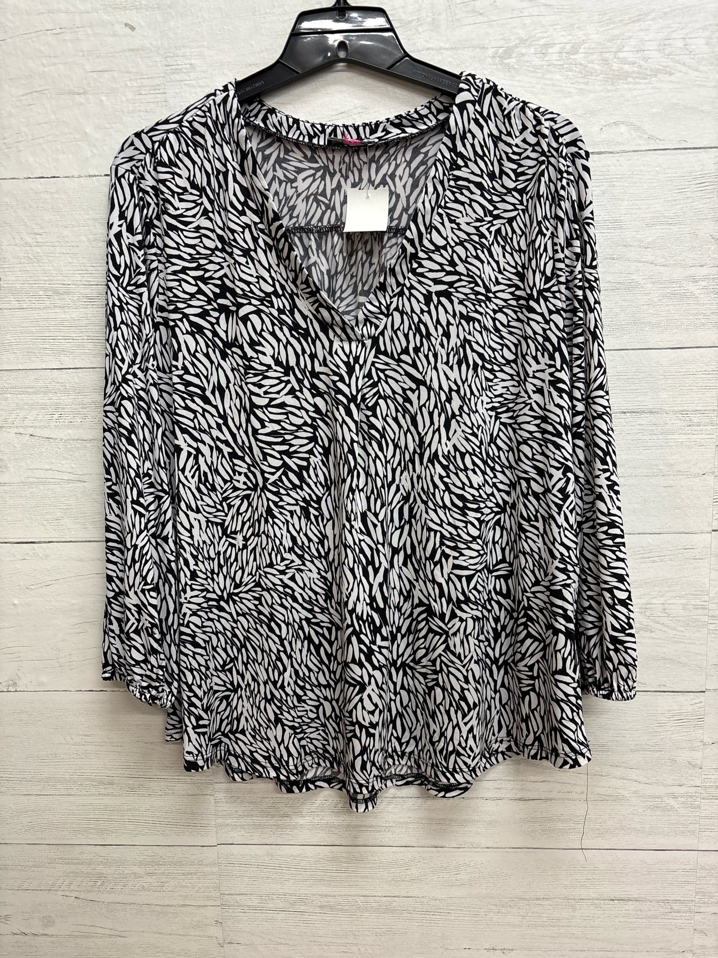 Size L Vince Camuto Black/White Womens Shirt