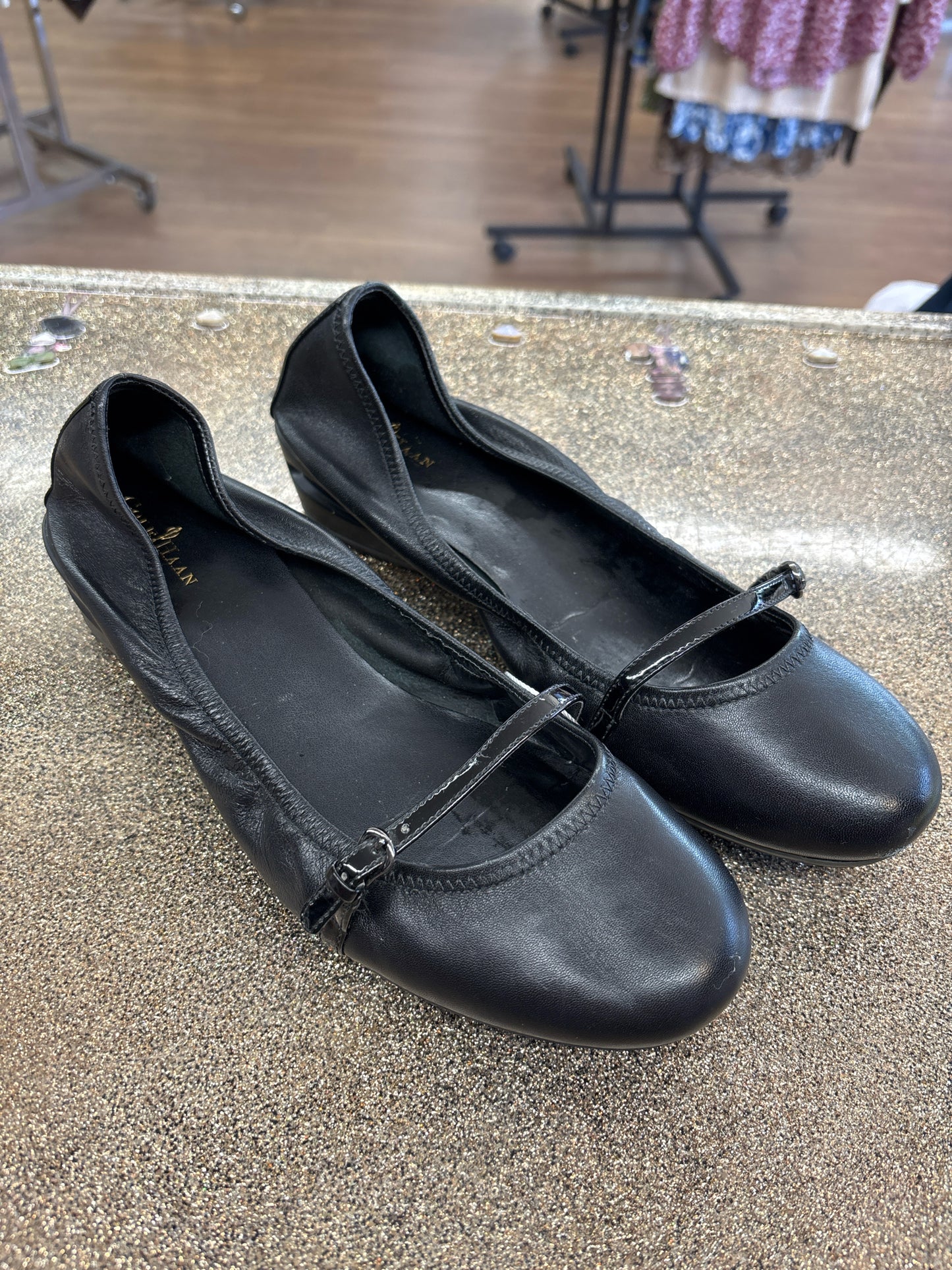 10 Cole Haan Black Woomens Shoe