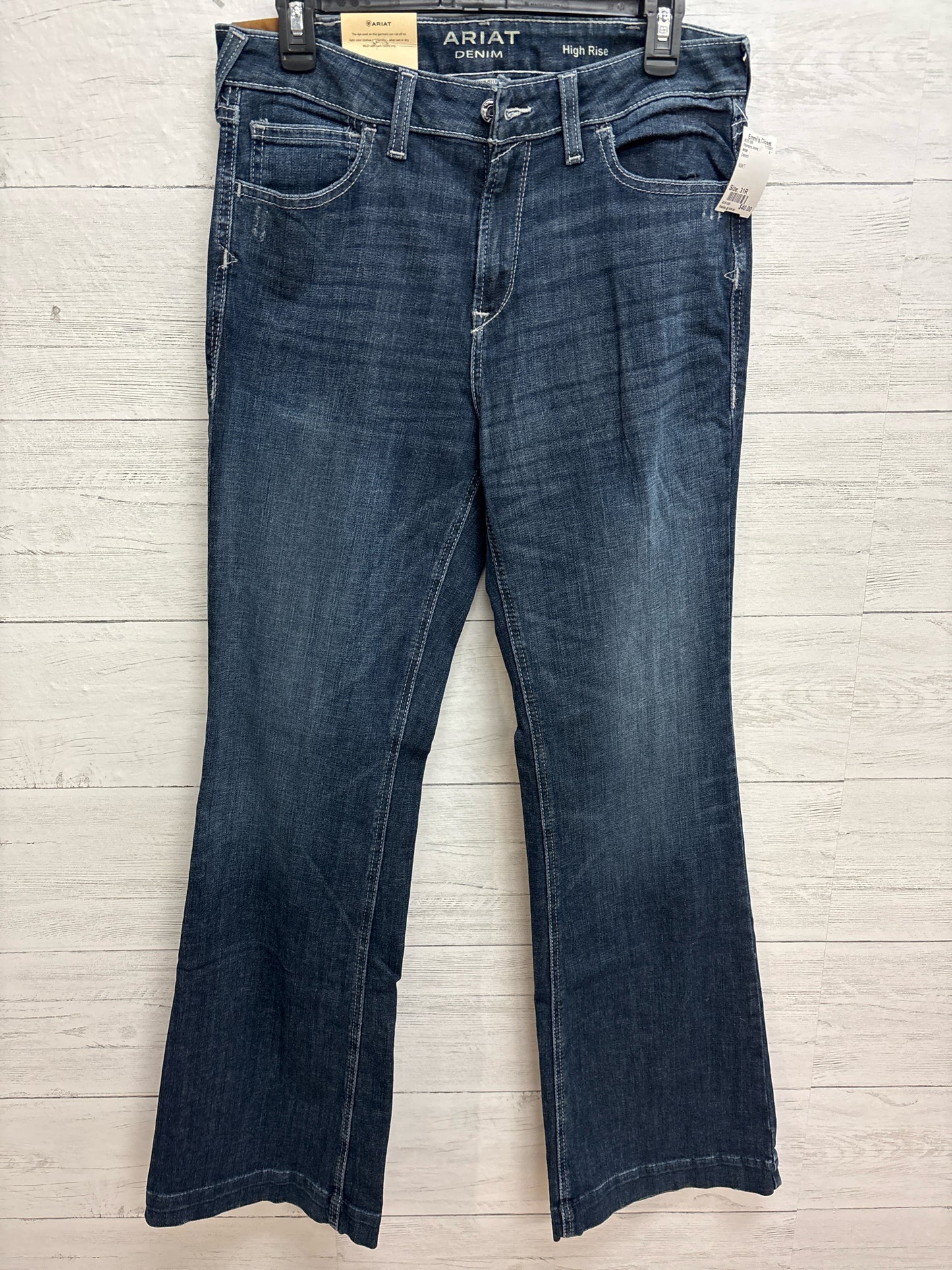 Size 31R Ariat Denim Womens Jeans