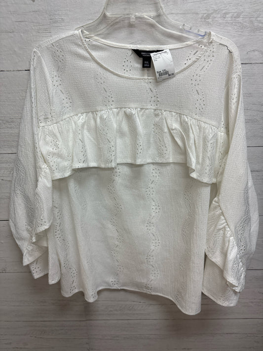 Size XXL Simply Vera White Womens Shirt