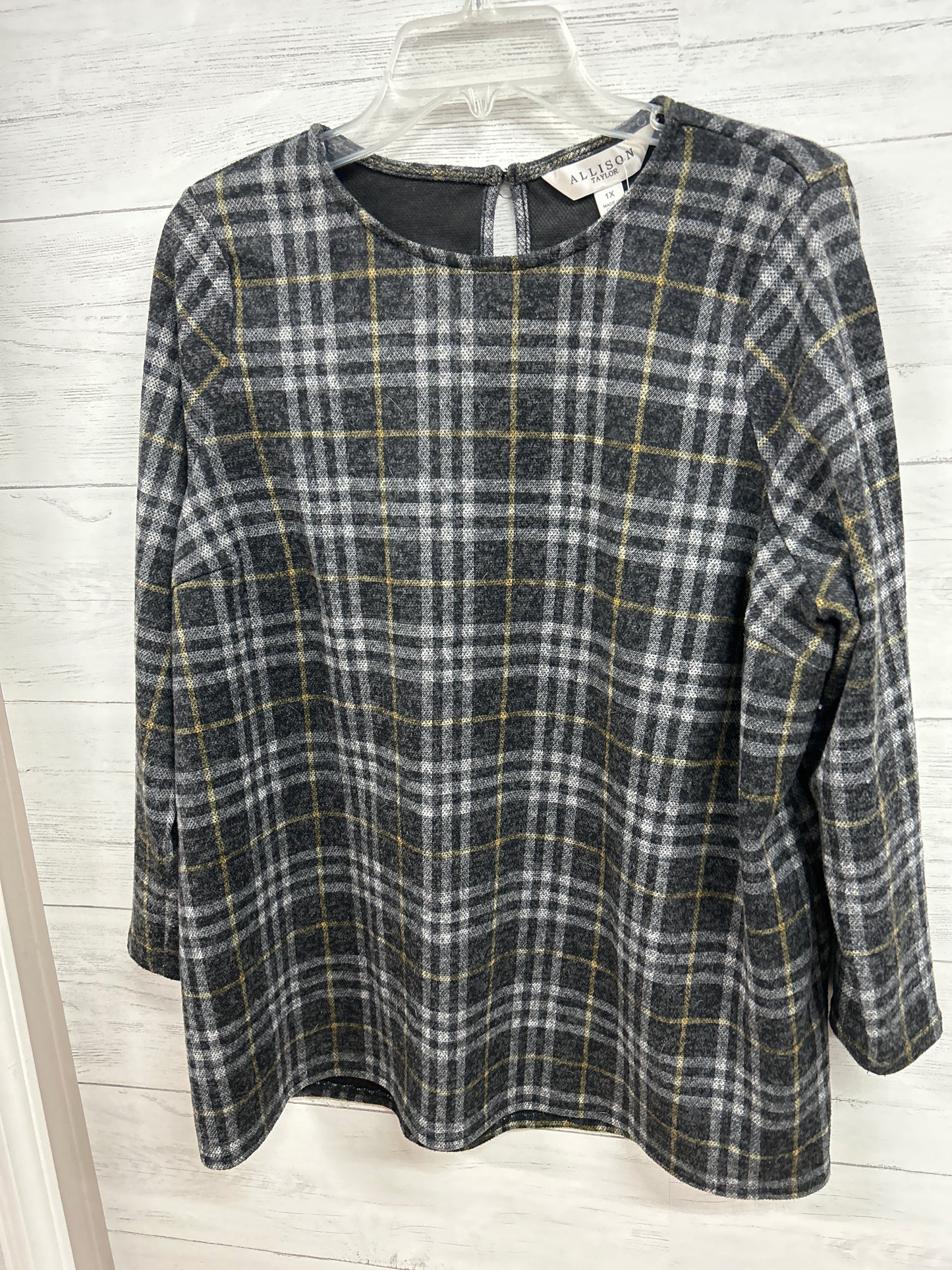 Size 1X Allison Taylor Grey Shirt