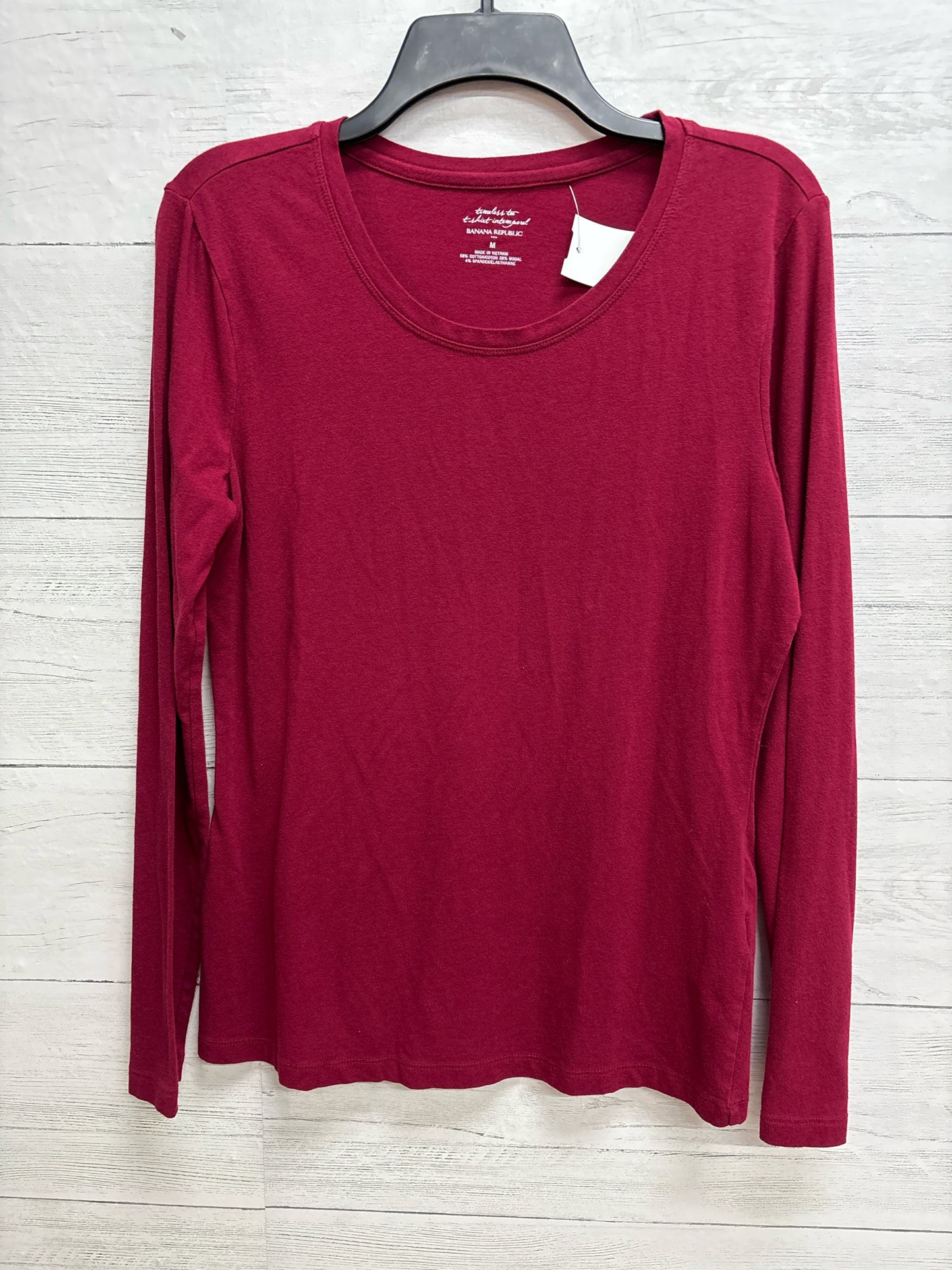 Size M Banana Republic Red Womens Shirt