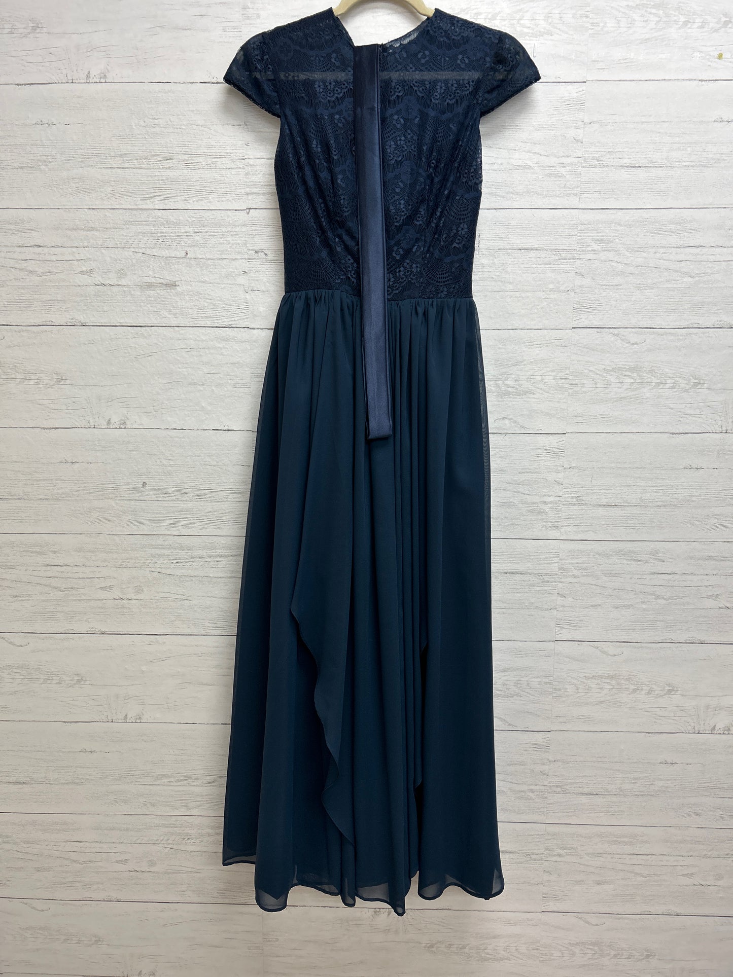 Size 6 JJ's House Navy Gown