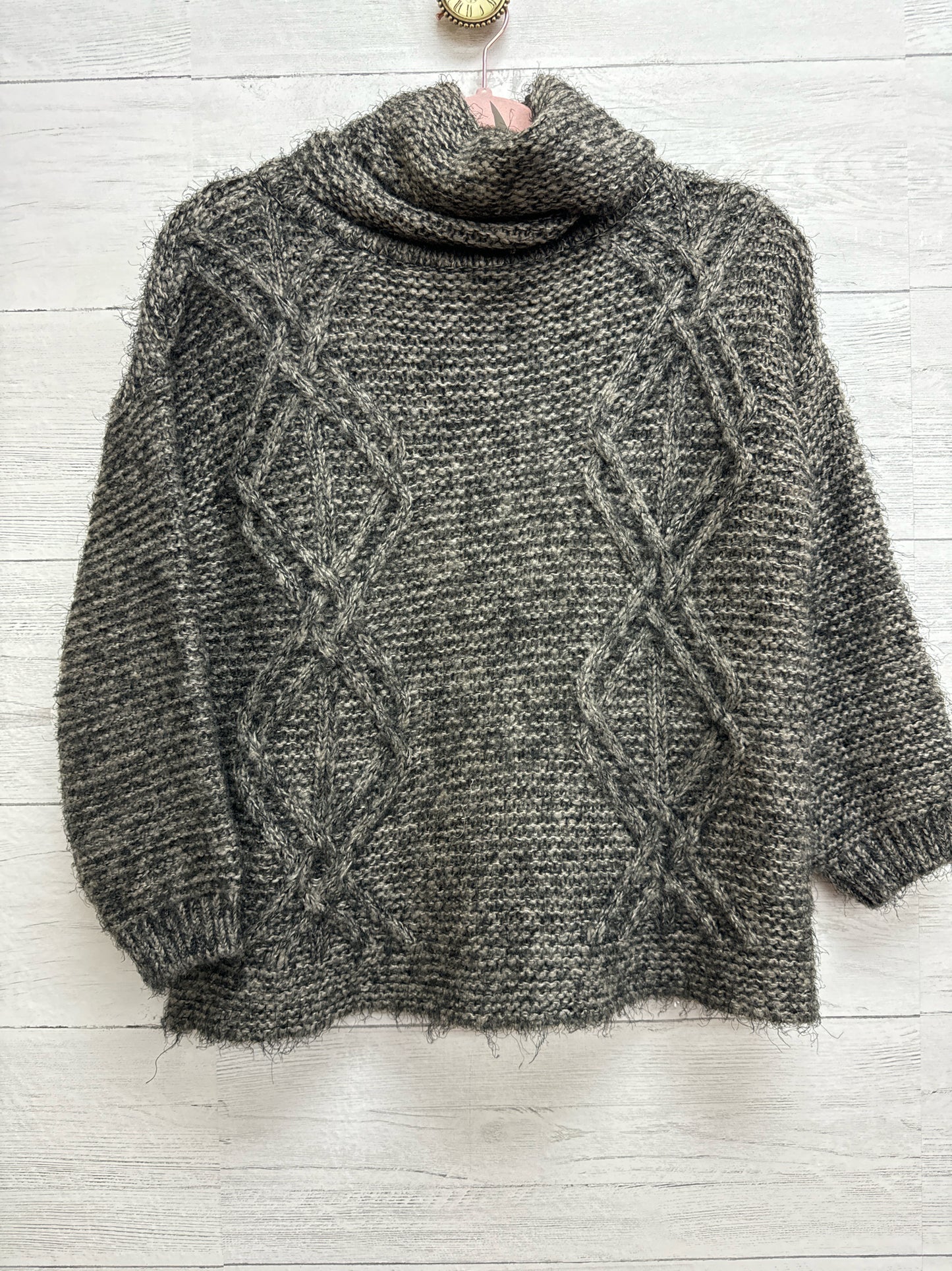 Size S black/tan Sweater