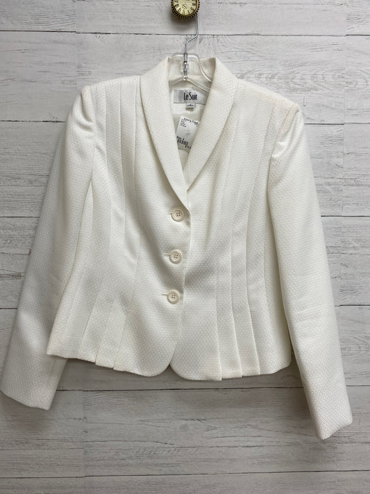 Size 4 Le Suit Off White Blazer