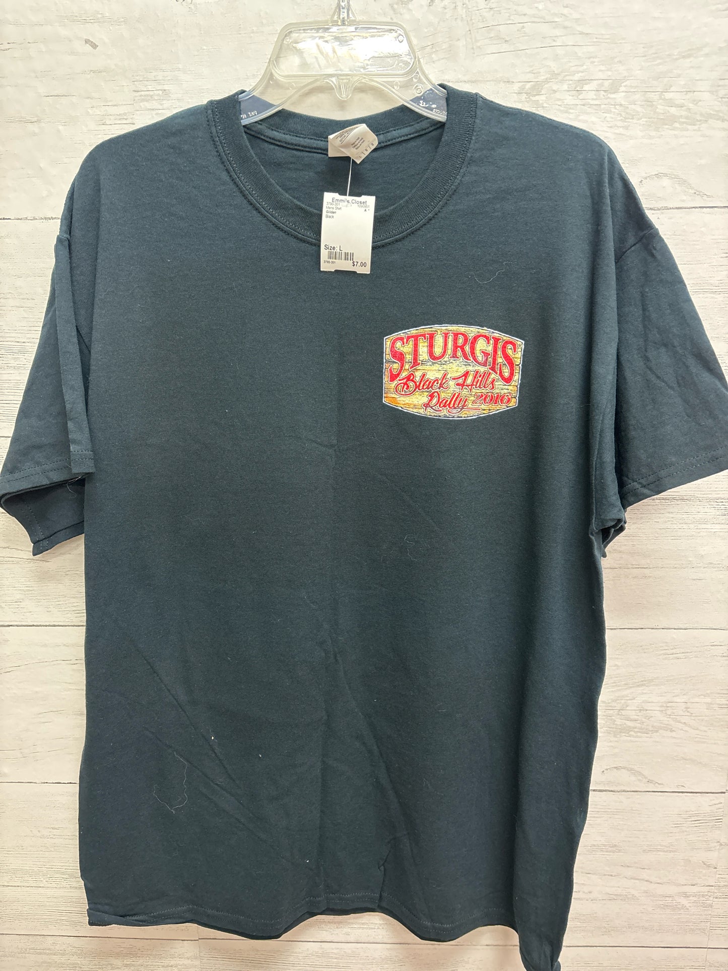 Size L Gildan Black Mens Shirt