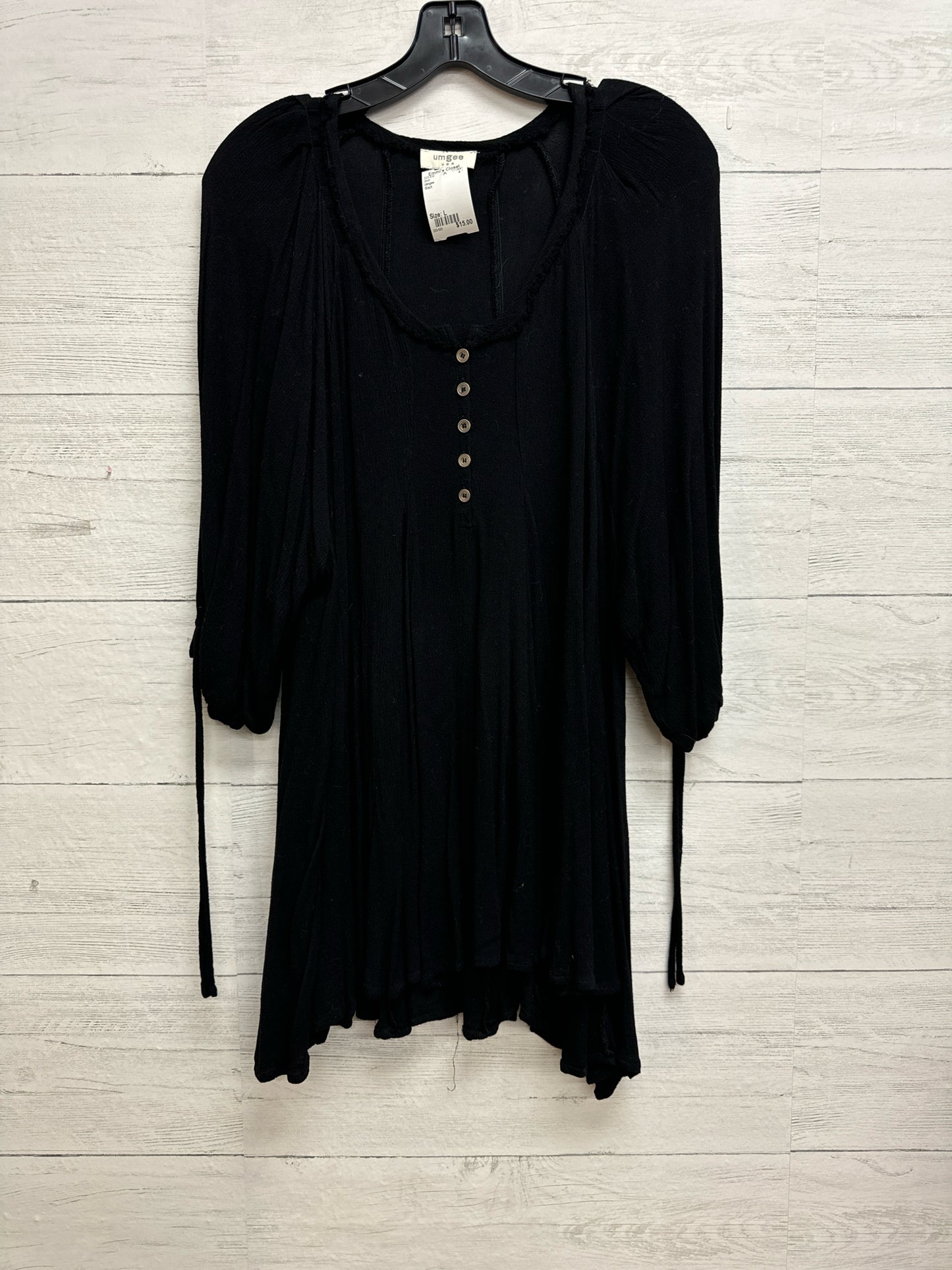 Size L Umgee Black Shirt