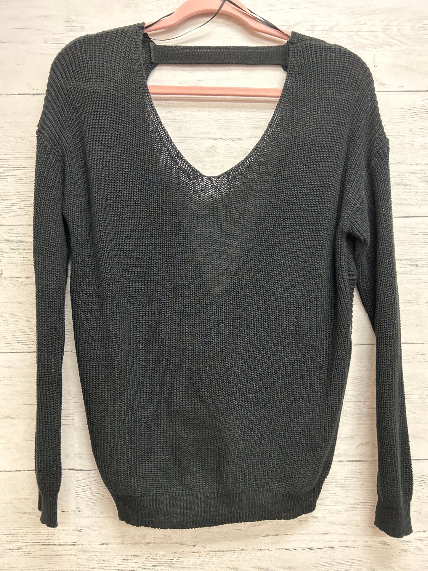 Size M Dex Black Sweater