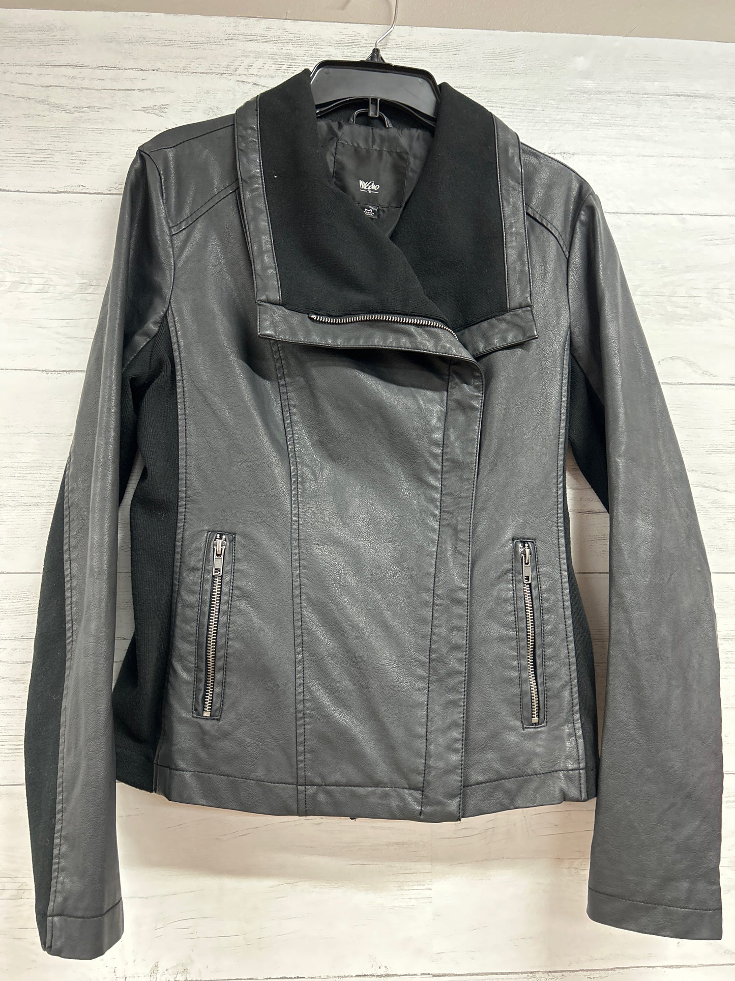 Size M Massano Black Jacket (Outdoor)