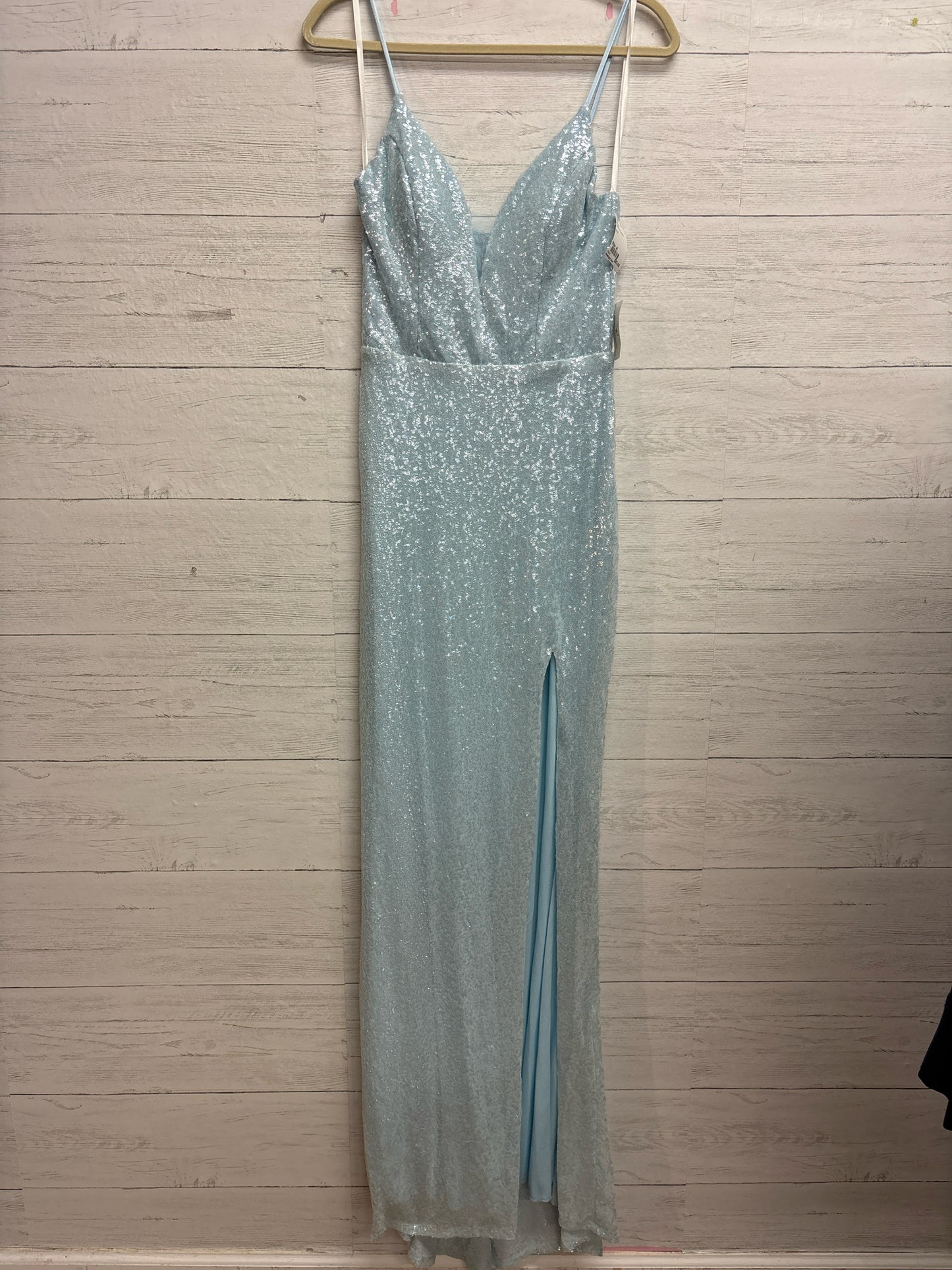 Size M Windsor Light Blue Gown