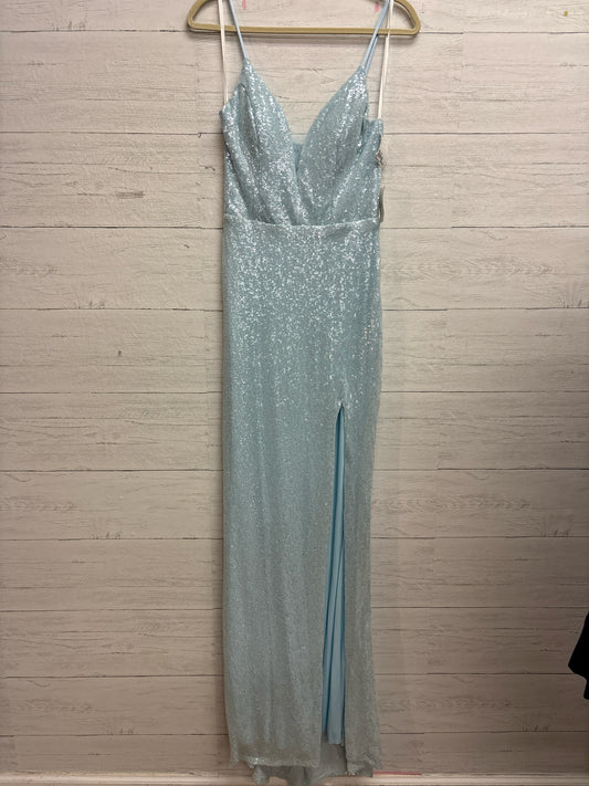 Size M Windsor Light Blue Gown