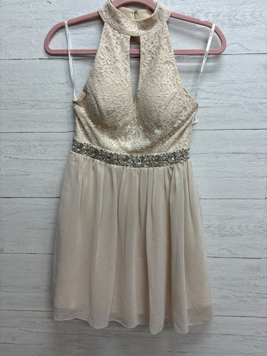 Size 3 Speechless Off White Gown