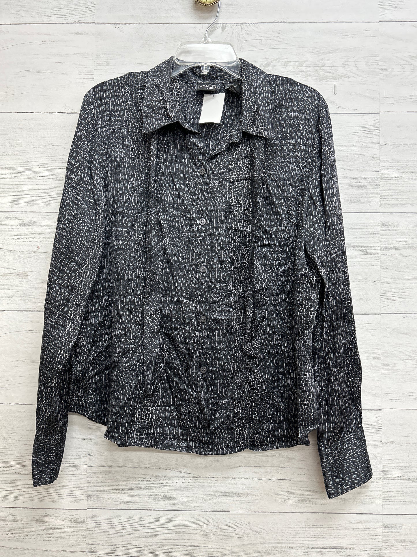 Size XL NY & Co Black/Grey Shirt