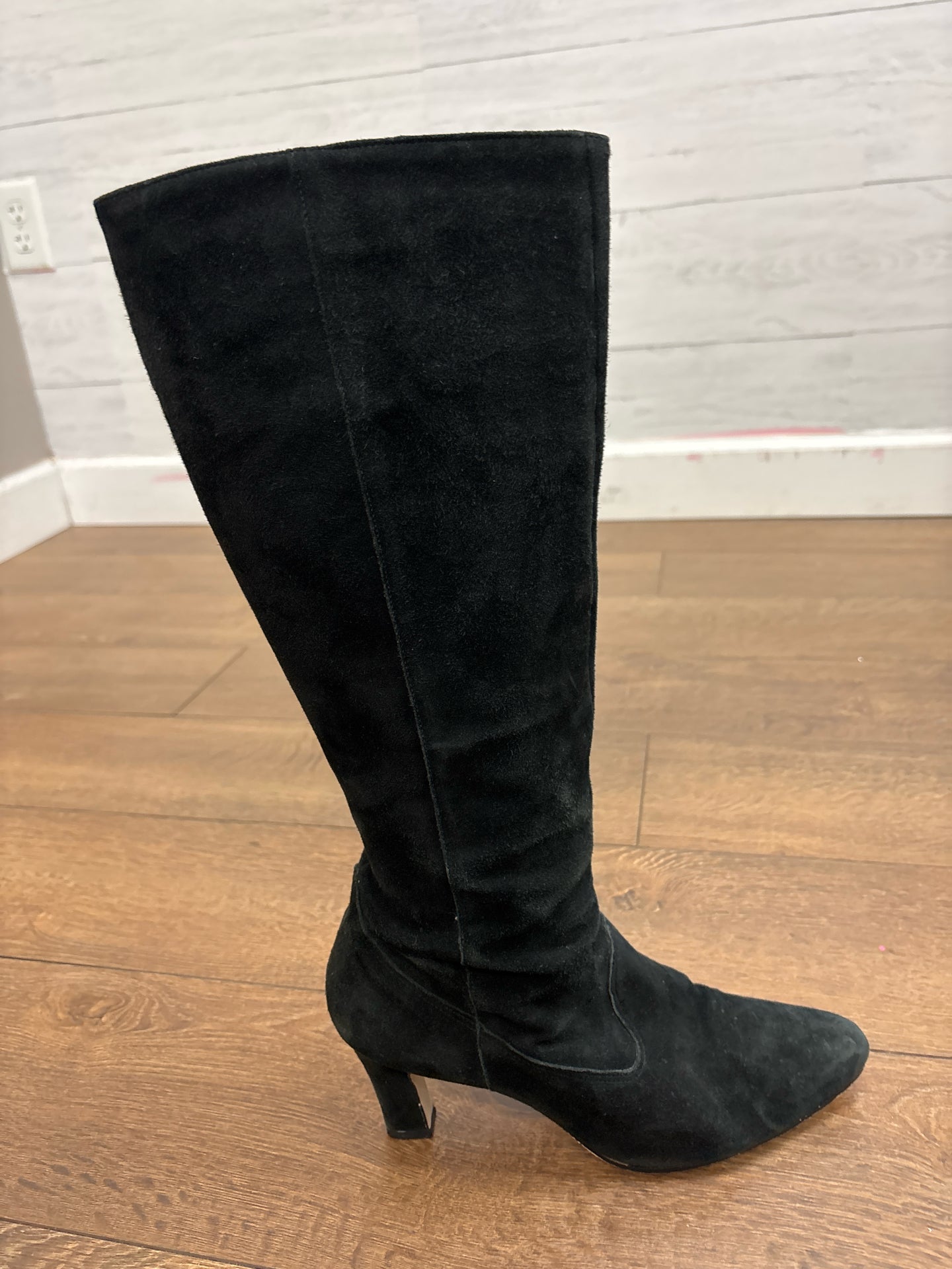 8 Nine West Black Boots