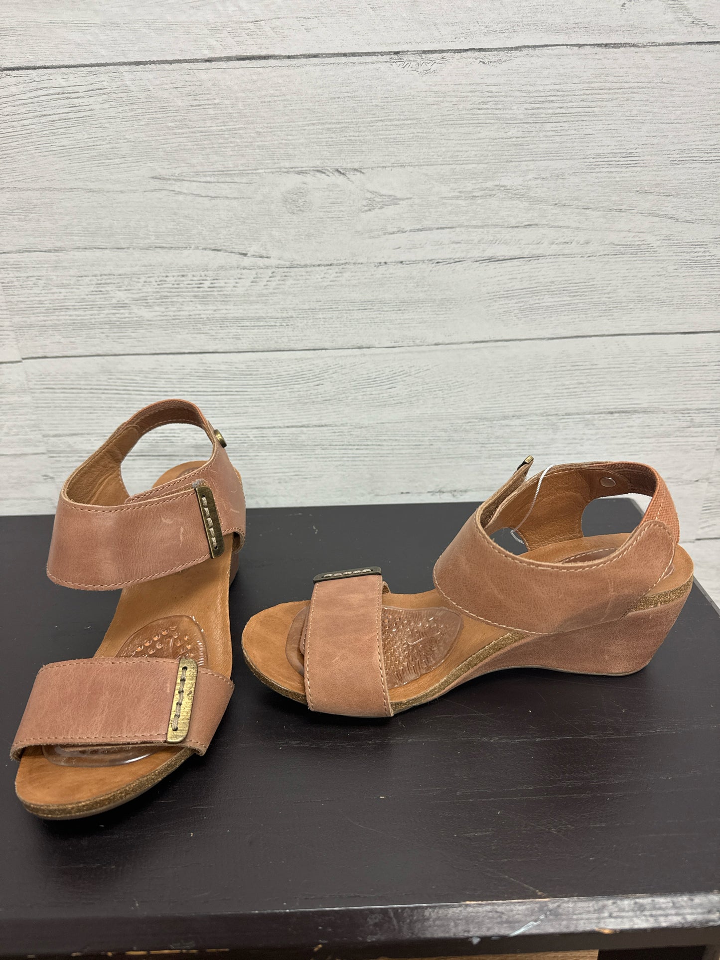 6.5 bussola Brown Sandals