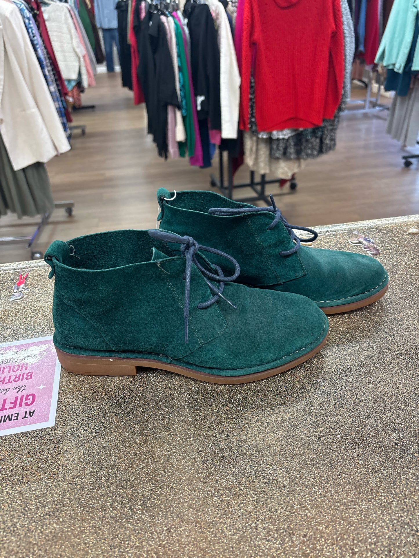 8 Hush Puppies Green Womens Shoe