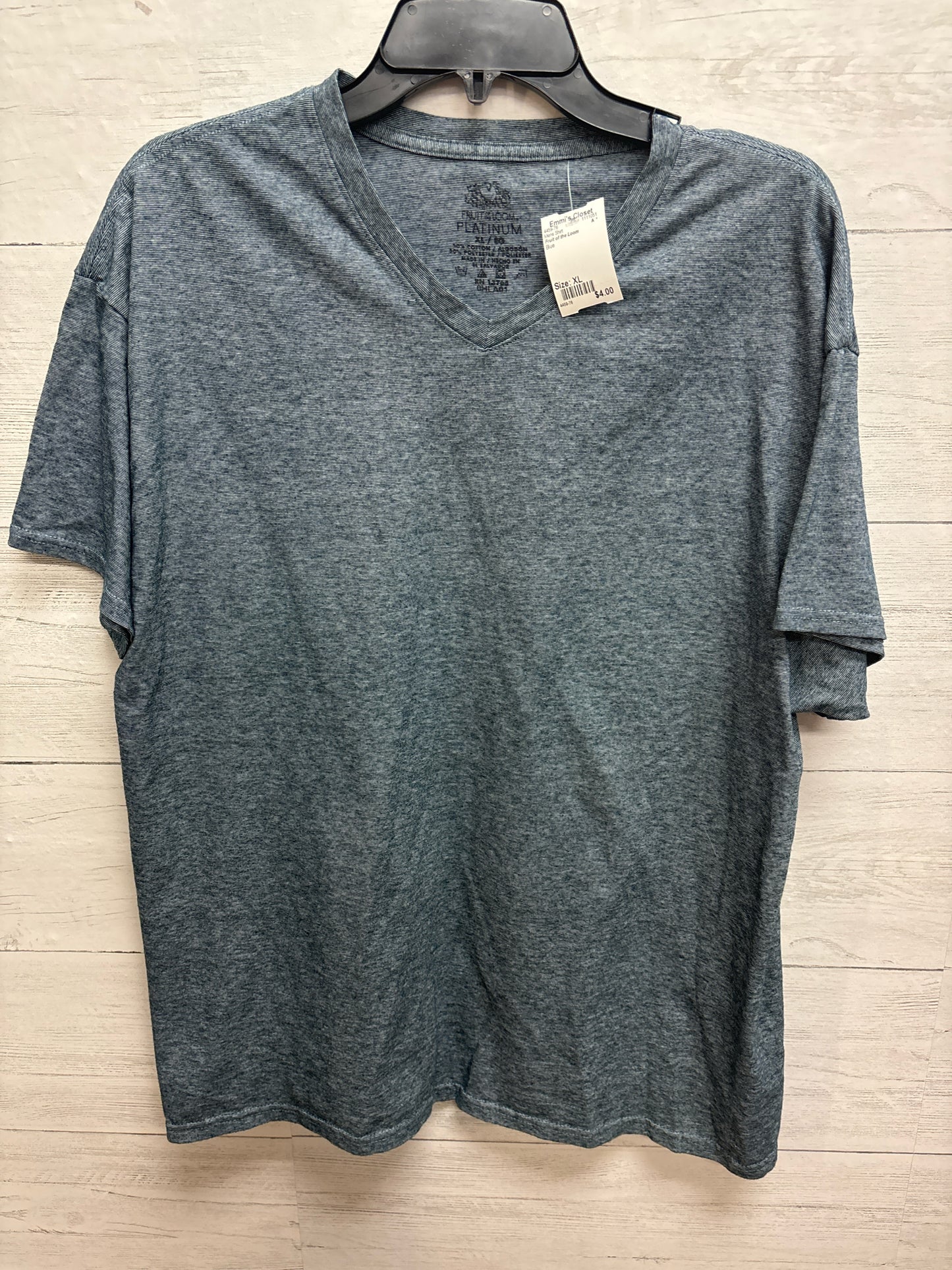 Size XL Fruit of the Loom Blue Mens Shirt