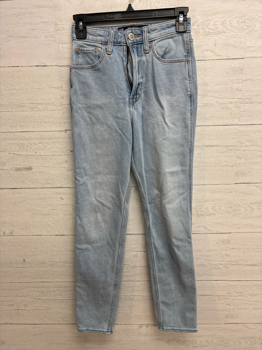Size 000 Hollister Denim Womens Jeans