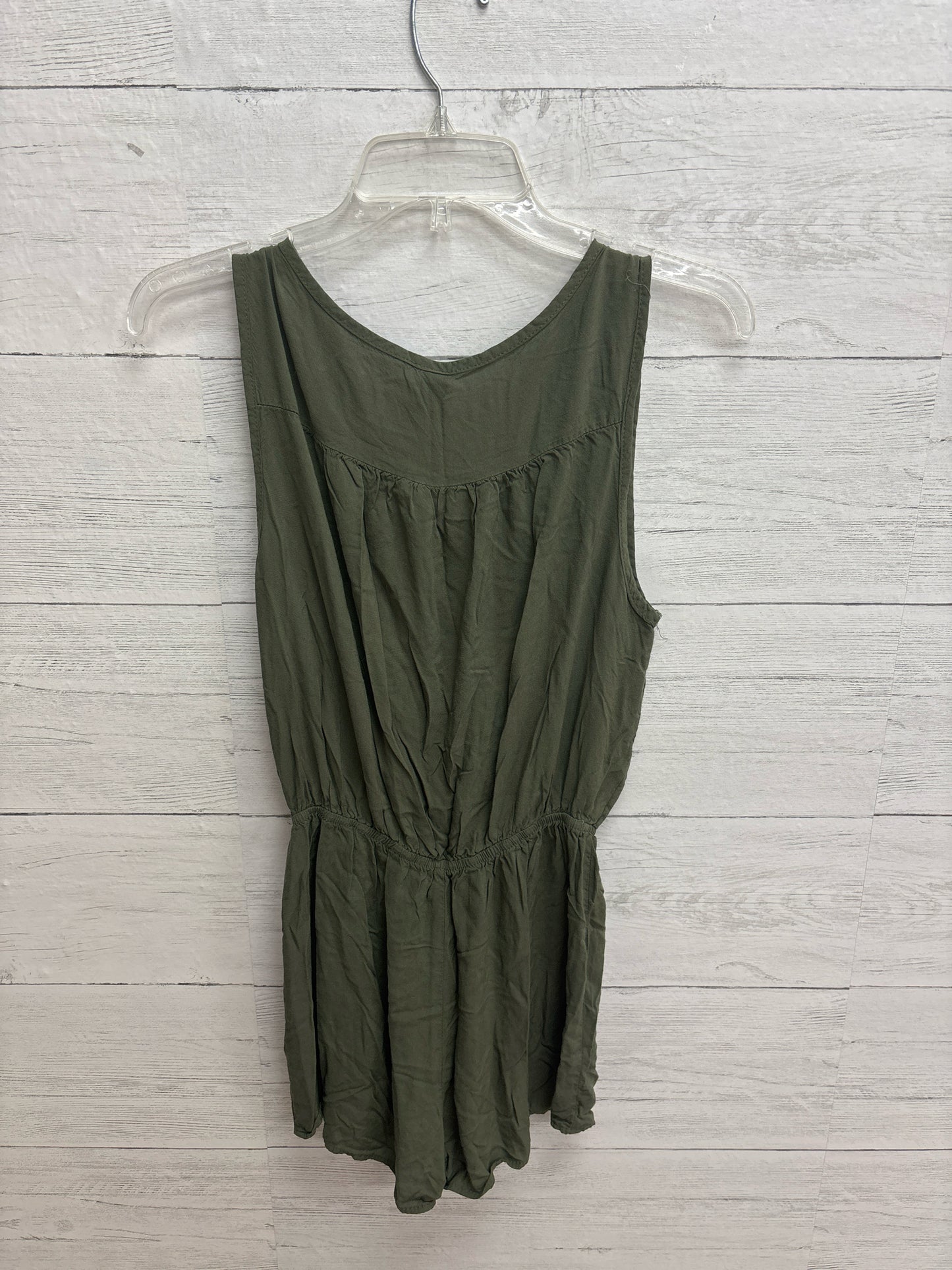 Size M Windsor Green Rompers