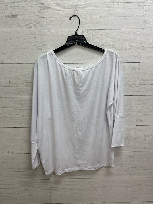 Size M Ficerd White Shirt