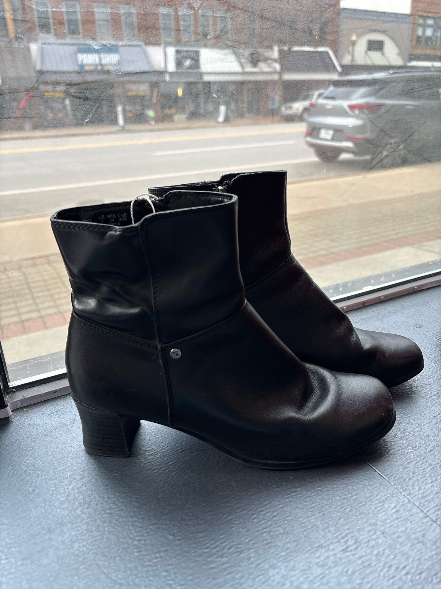 7 Thom McAnn Black Boots