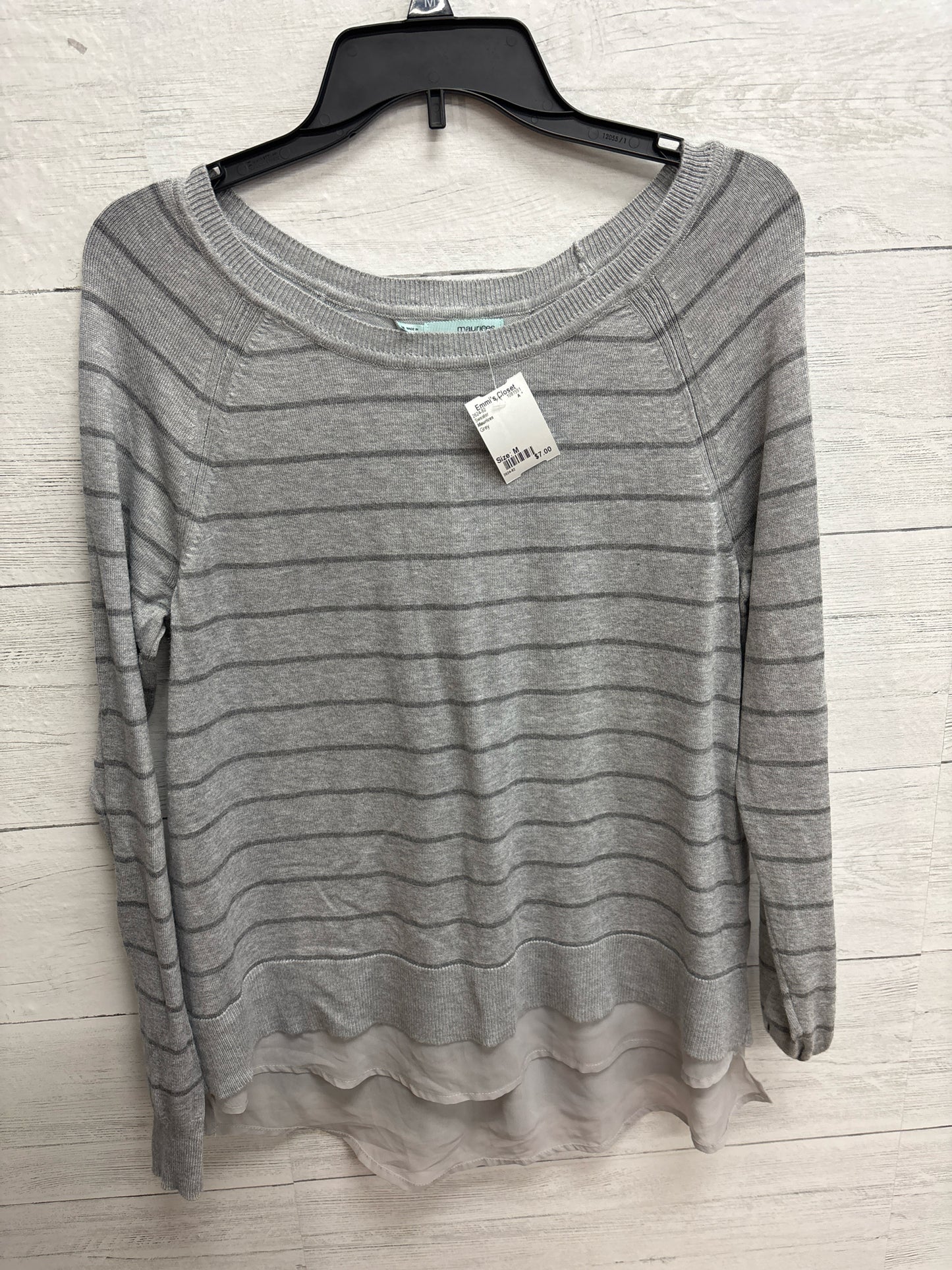 Size M Maurices Grey Sweater