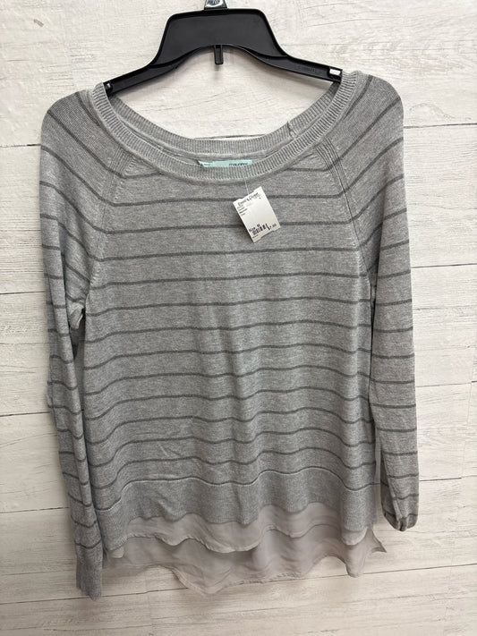 Size M Maurices Grey Sweater