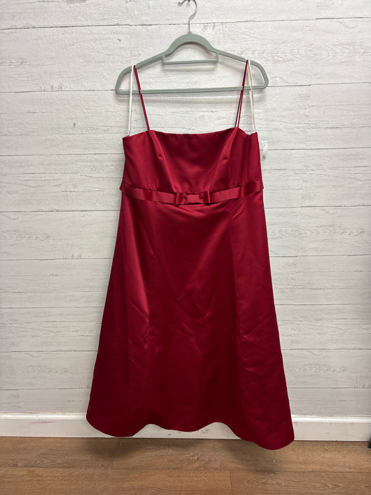 Size 18 Davids Bridal Red Gown/Evening Wear