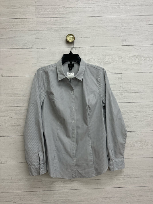 Size 14 Worthington Blue/White Shirt