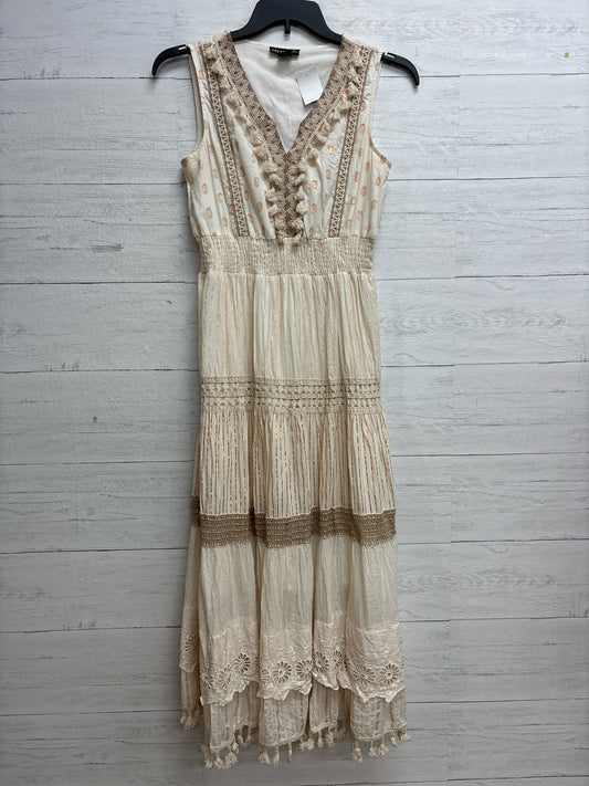 Size M Dress Nado Cream Dress