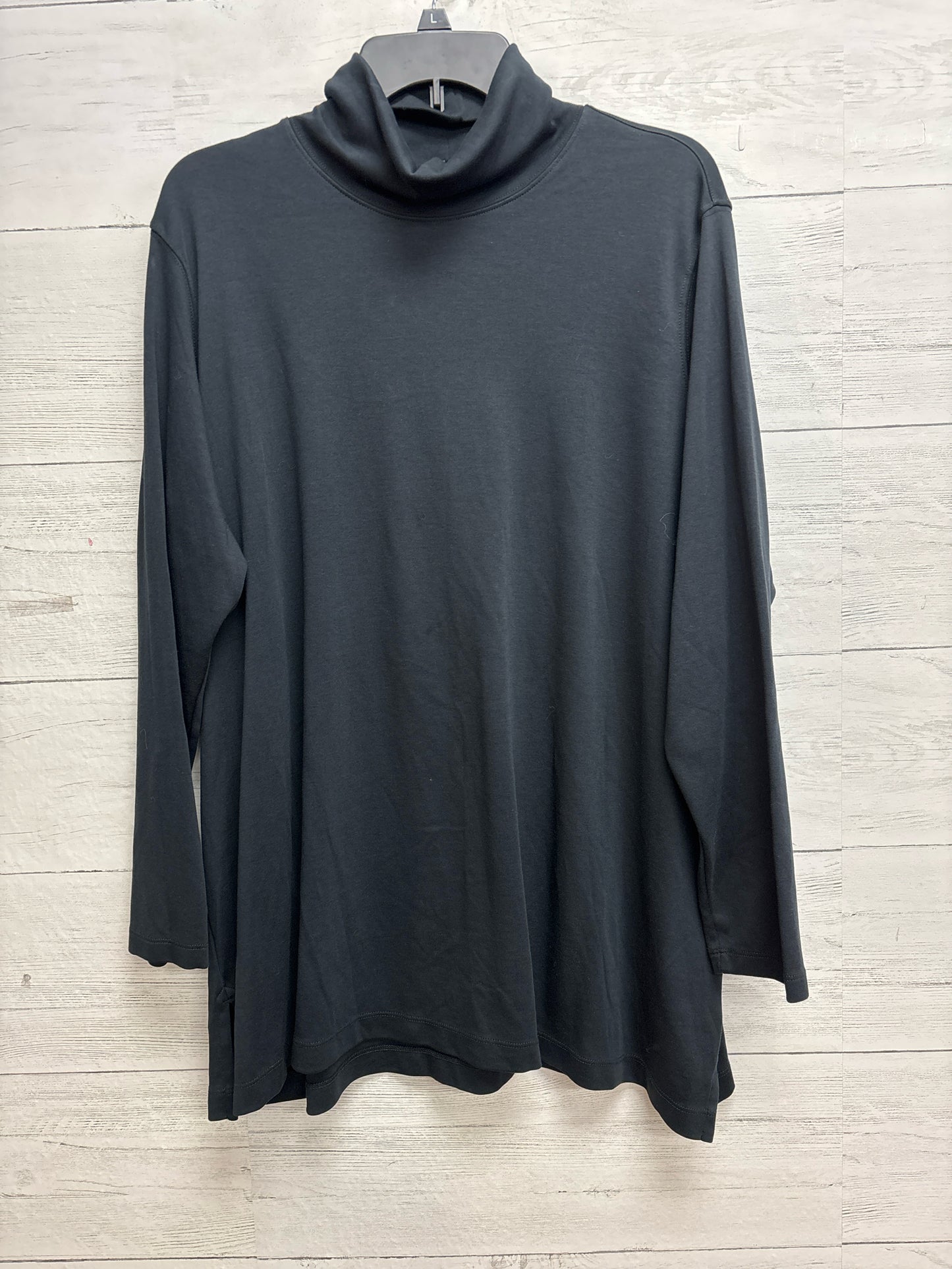 Size 3X lands end Black Womens Shirt