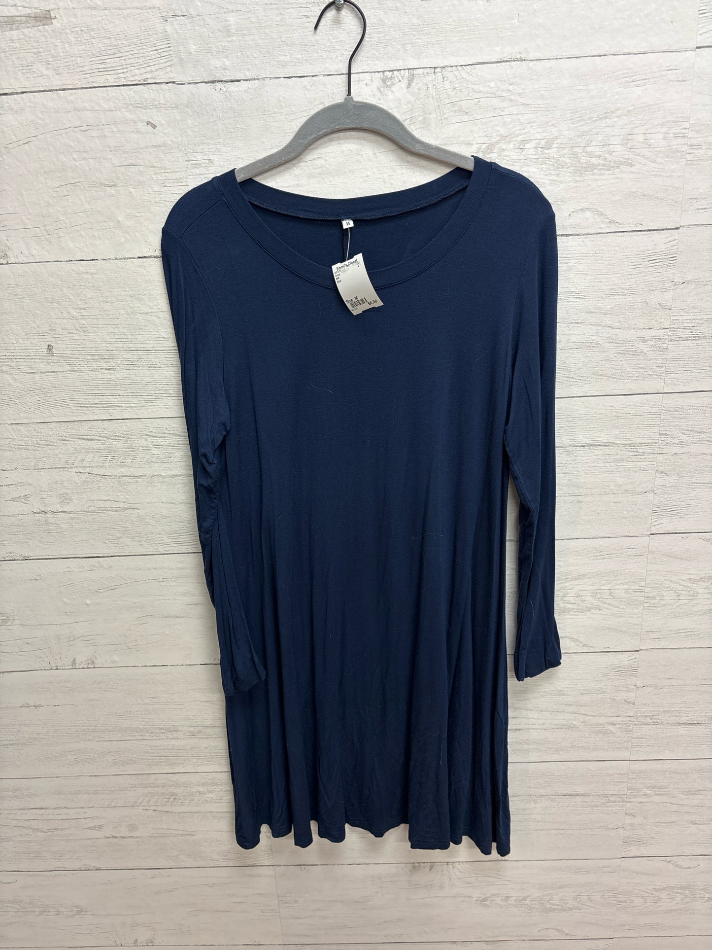Size M N/A Blue Dress