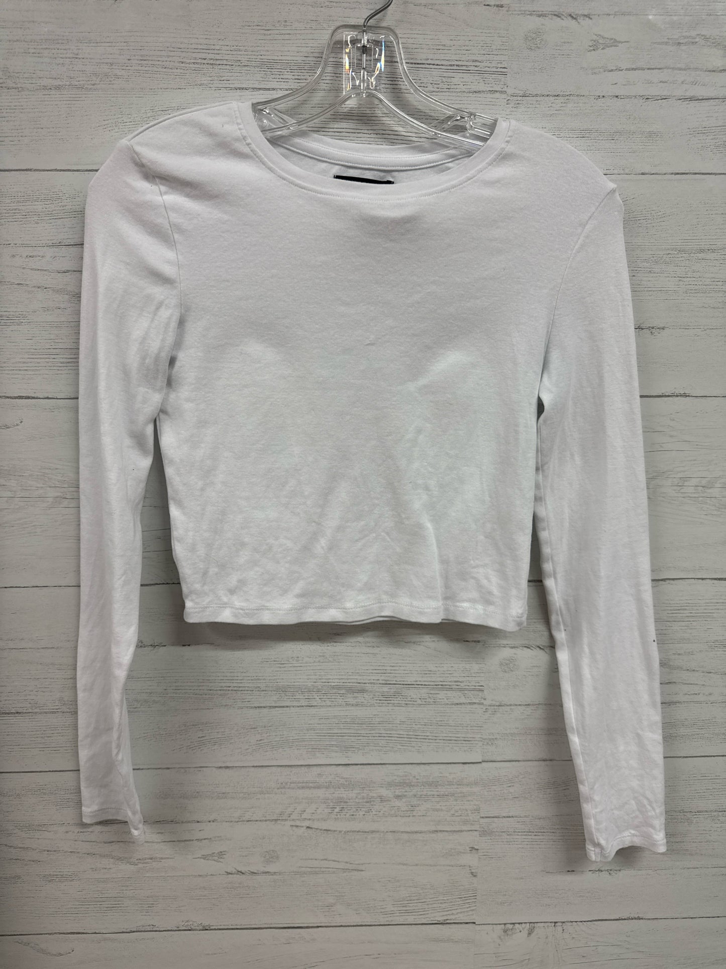 Size M House White Shirt