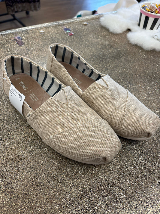 9 Toms Tan Woomens Shoe