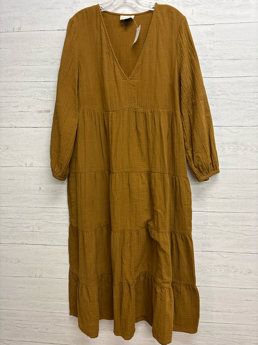 Size L Universal Threads Yellow Dress