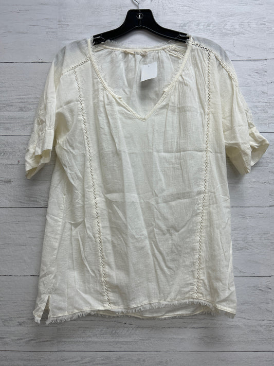 Size M Ellison White Shirt