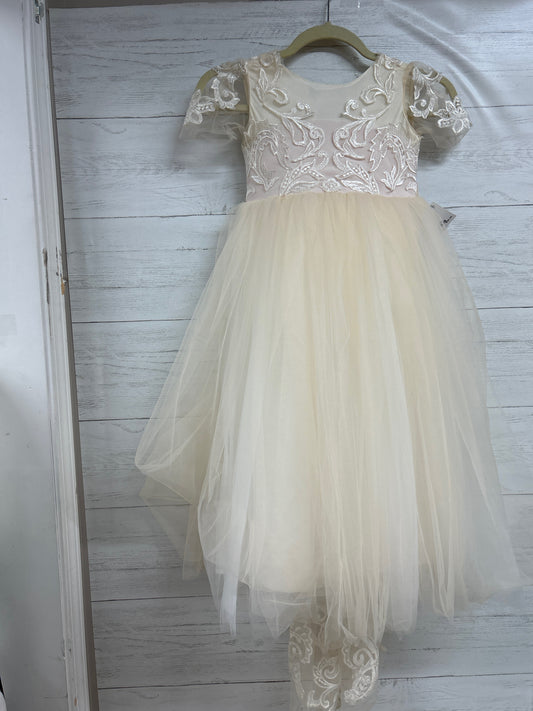 Size 8/10 No Brand Cream Gown