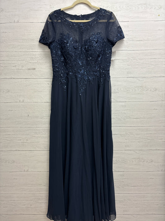 Size 8 Xscape Navy Gown/Evening Wear