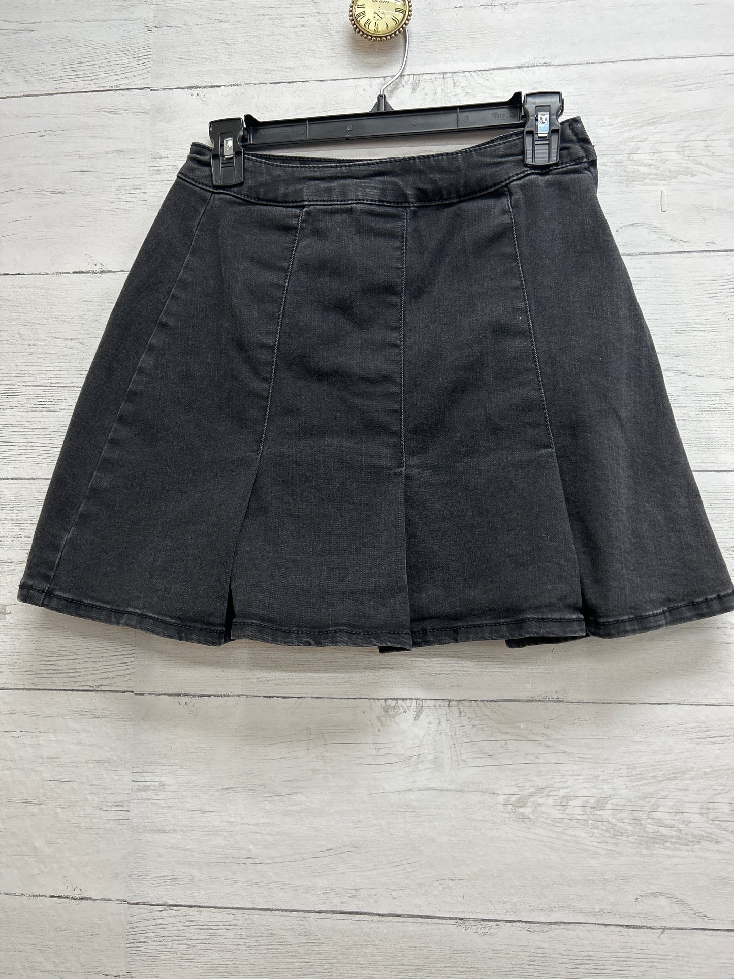 Size 7 SO Black Skirt