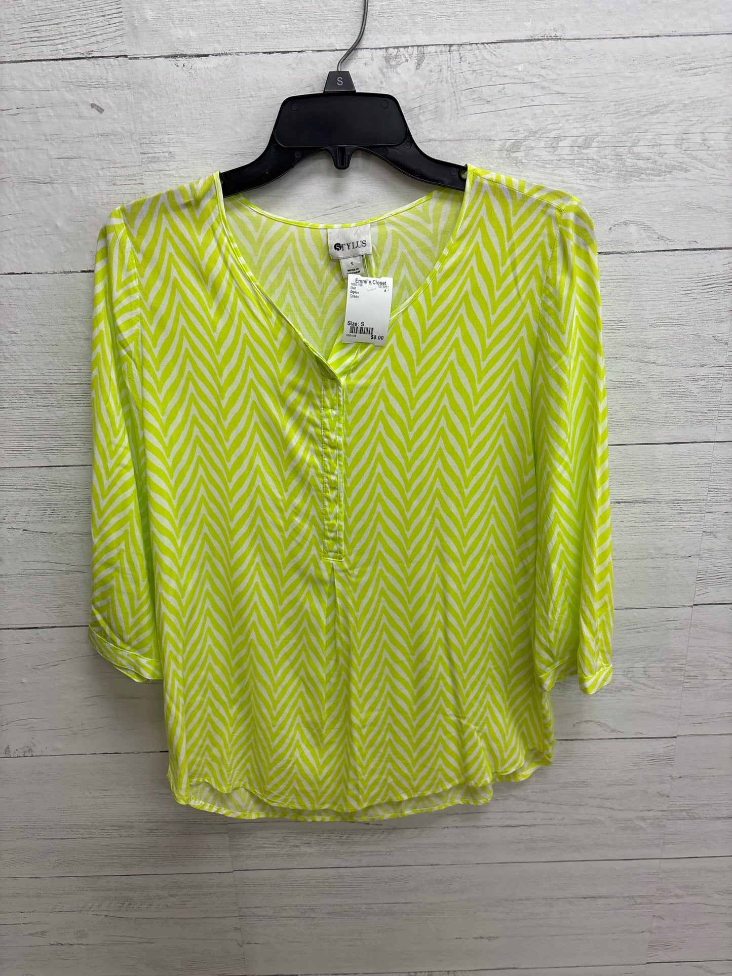 Size S Stylus Green Shirt