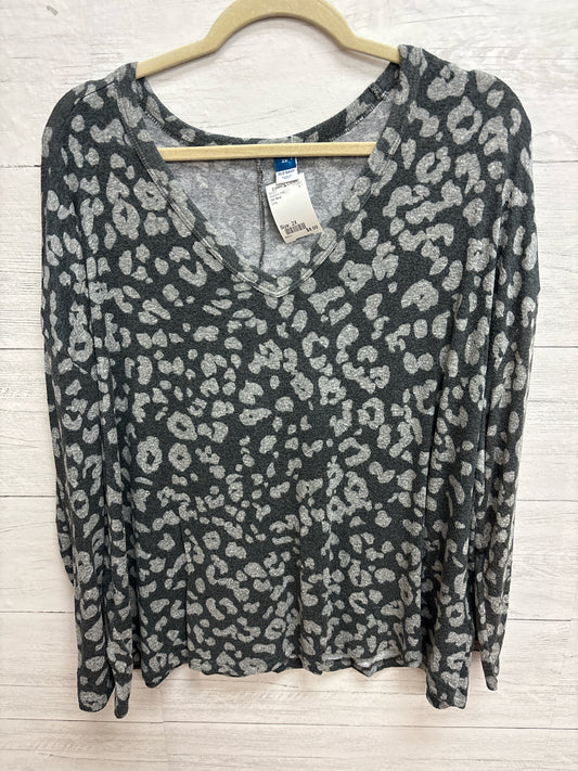 Size 2X Old Navy Grey Womens Shirt